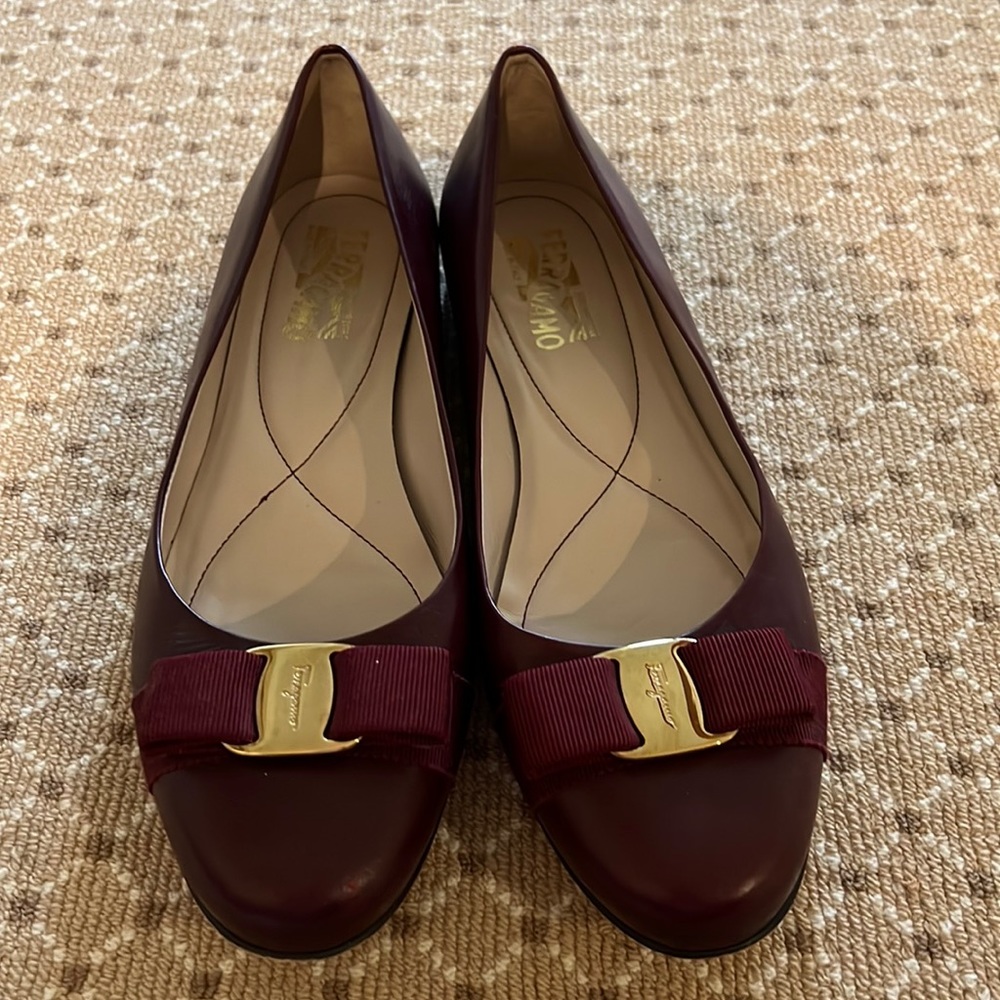 Salvatore Ferragamo Burgundy Varina Patent Leather Ballerina Flats 9 1/5